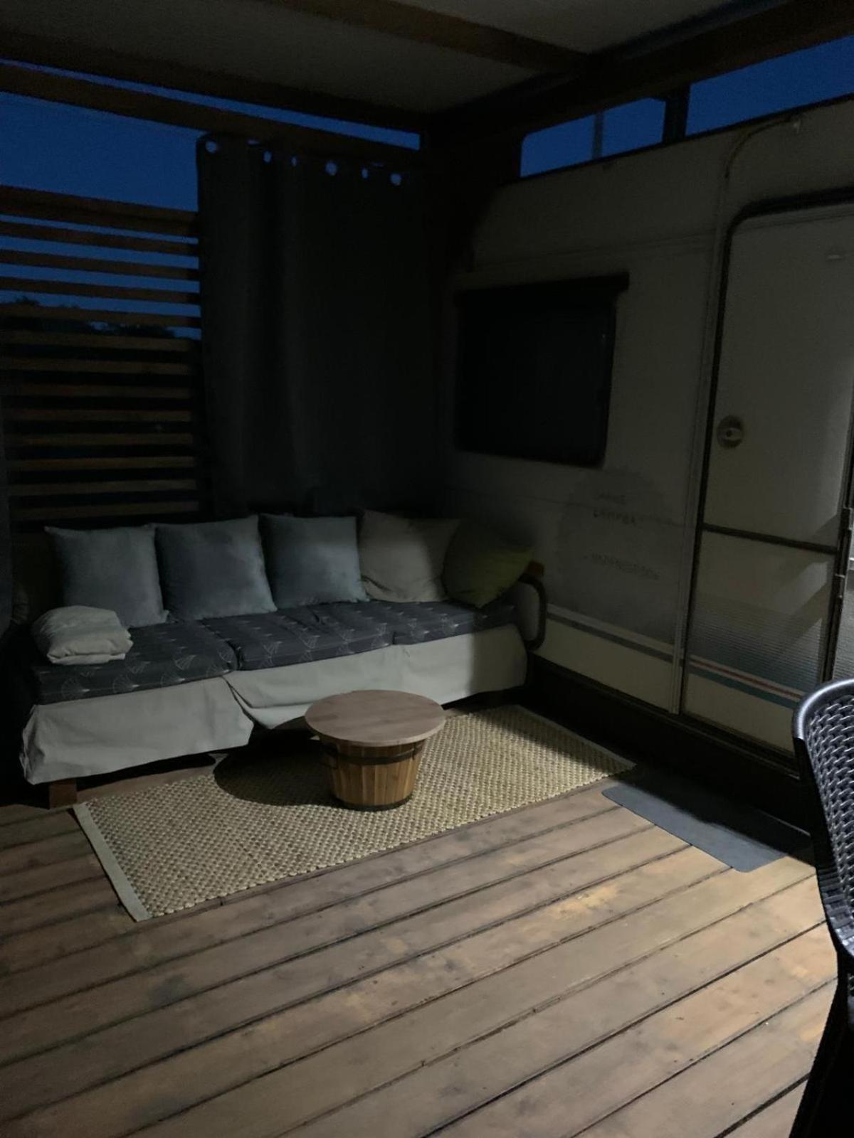 Large Camper In The Olive Grove Hotel Banjole Ngoại thất bức ảnh